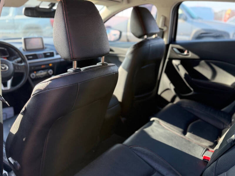 2015 Mazda MAZDA3 s Grand Touring