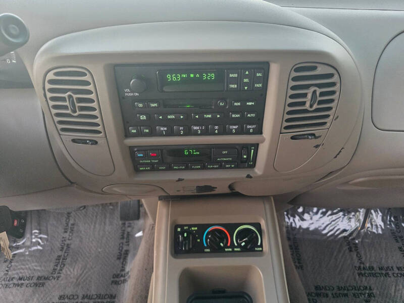 2001 Ford Expedition Eddie Bauer