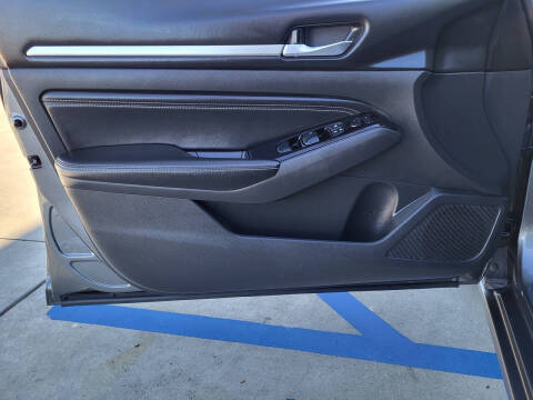 2021 Nissan Altima 2.5 SV