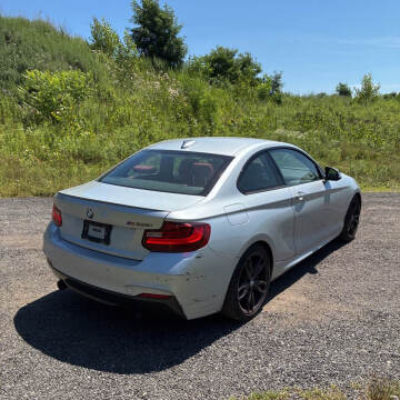 2016 BMW 2 Series M235i
