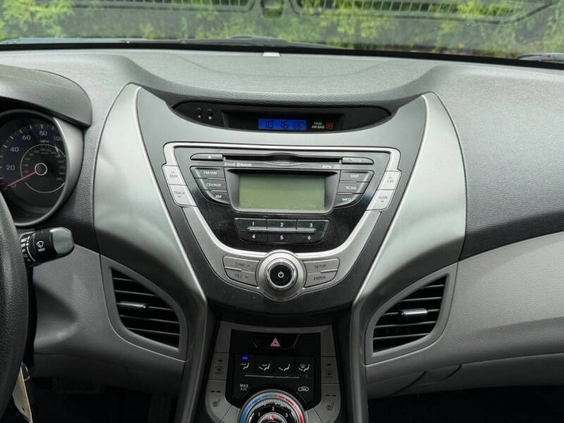 2013 Hyundai Elantra Coupe GS