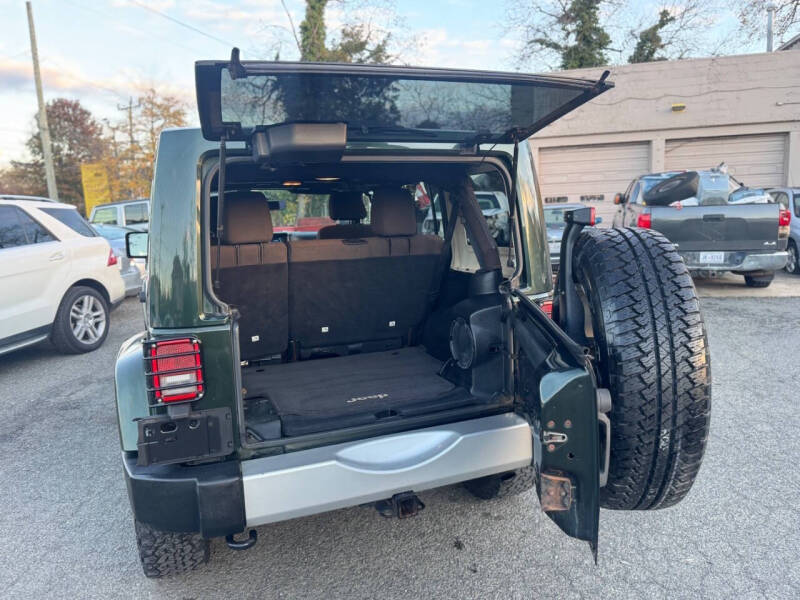 2011 Jeep Wrangler Unlimited Sahara