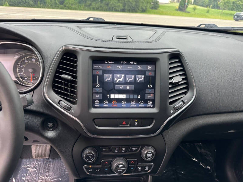 2022 Jeep Cherokee Latitude Lux