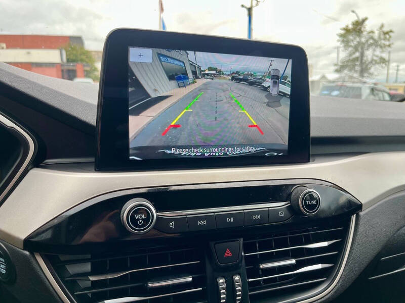 2020 Ford Escape SEL