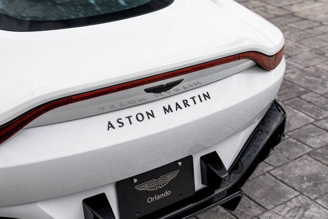 2025 Aston Martin Vantage