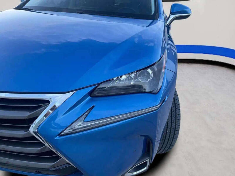 2017 Lexus NX 200t