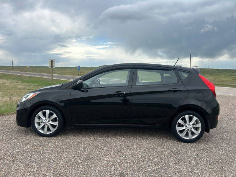 2012 Hyundai Accent SE