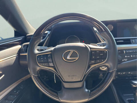 2019 Lexus ES 350