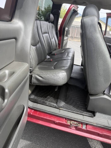 2004 GMC Sierra 2500HD SLT