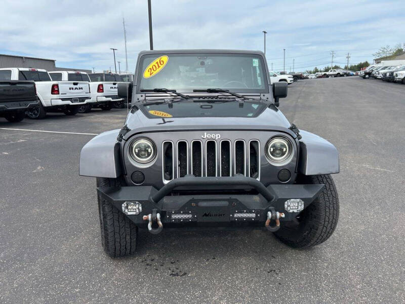 2016 Jeep Wrangler Sahara