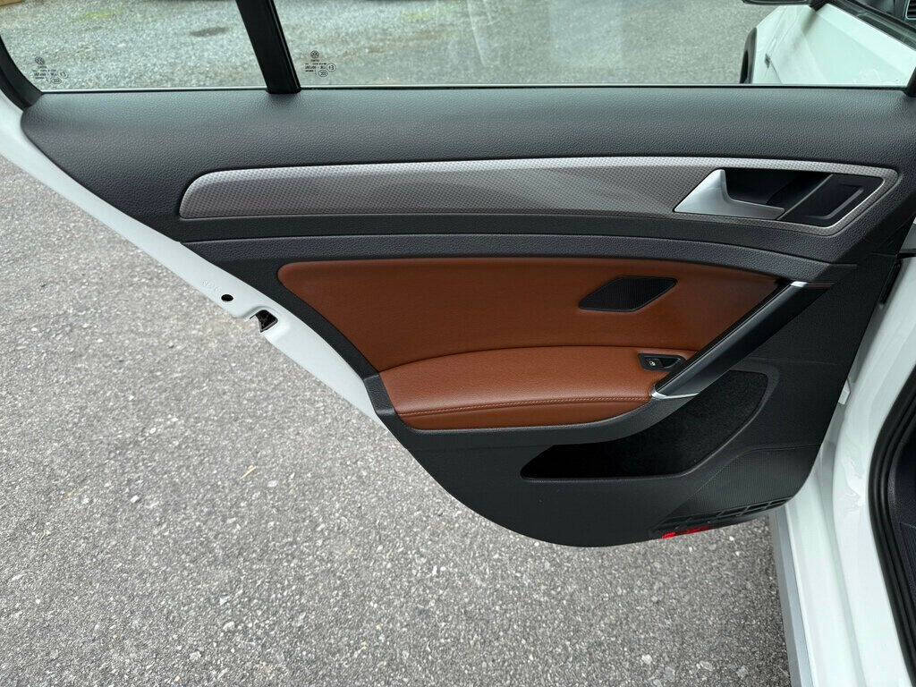2018 Volkswagen Golf Alltrack 32