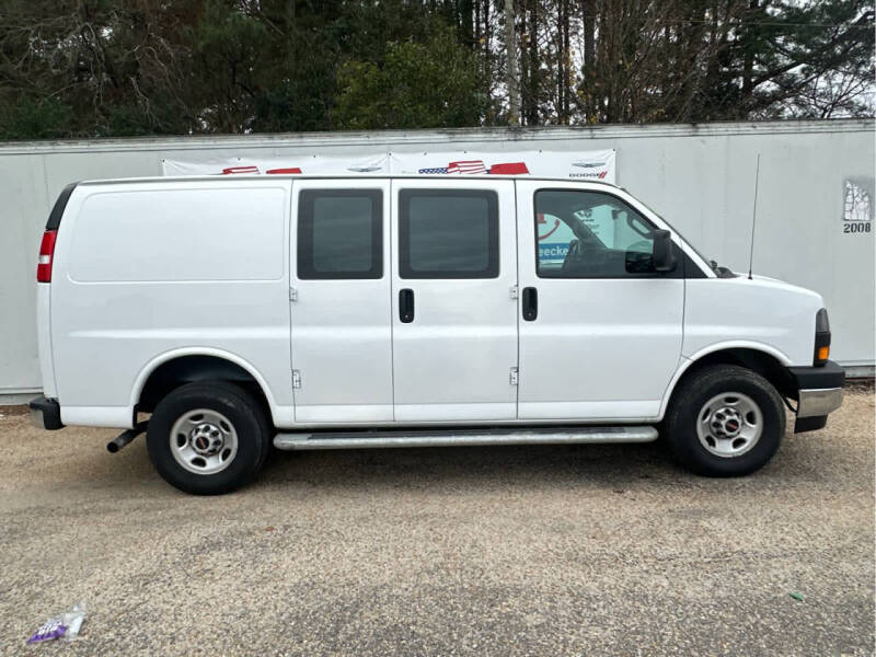 2024 GMC Savana 2500