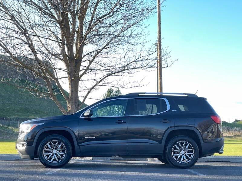 2017 GMC Acadia SLT-1
