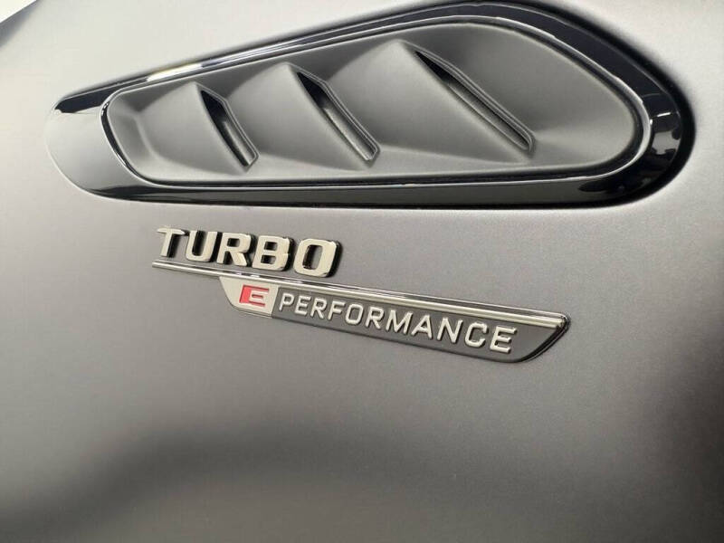 2024 Mercedes-Benz C-Class AMG C 63 S E Performance