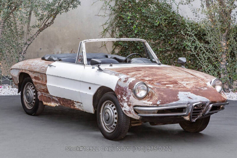 1967 Alfa Romeo Giulia Spider Duetto