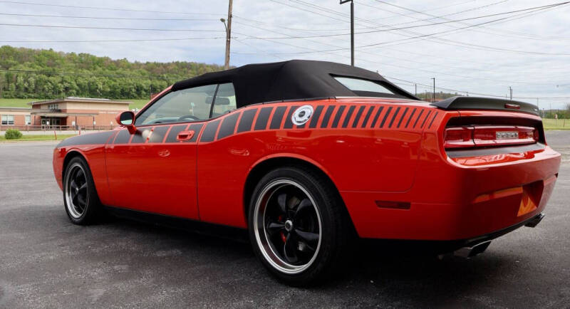 2008 Dodge Challenger SRT8