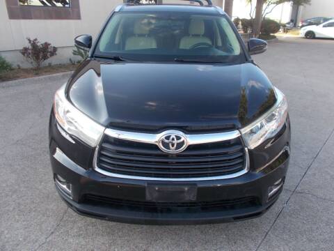 2014 Toyota Highlander for sale at ACH AutoHaus in Dallas TX