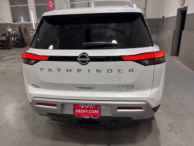 2025 Nissan Pathfinder Platinum