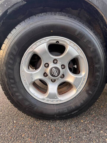 2001 Nissan Frontier SC