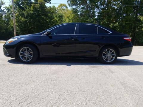 2016 Toyota Camry for sale at Tennessee Valley Wholesale Autos LLC in Huntsville AL