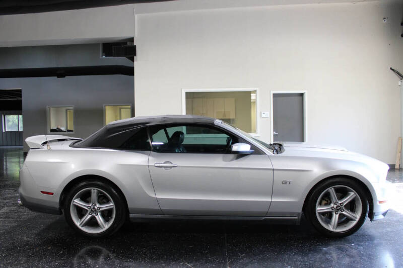 2010 Ford Mustang