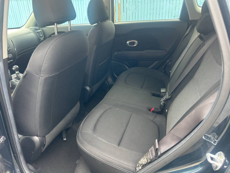 2017 Kia Soul +