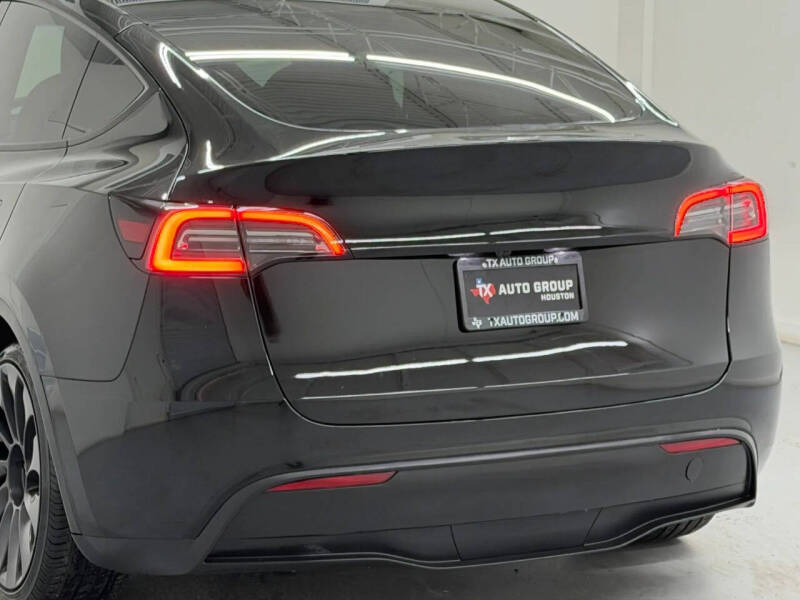 2024 Tesla Model Y Long Range