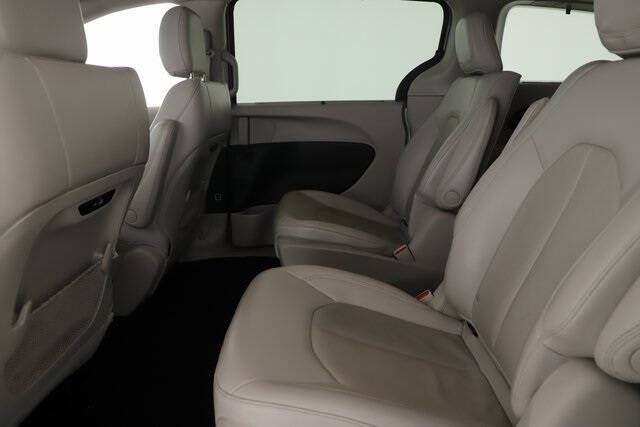 2021 Chrysler Pacifica Hybrid Touring L