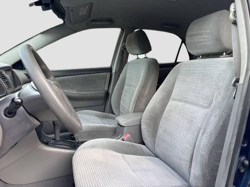 2005 Toyota Corolla CE