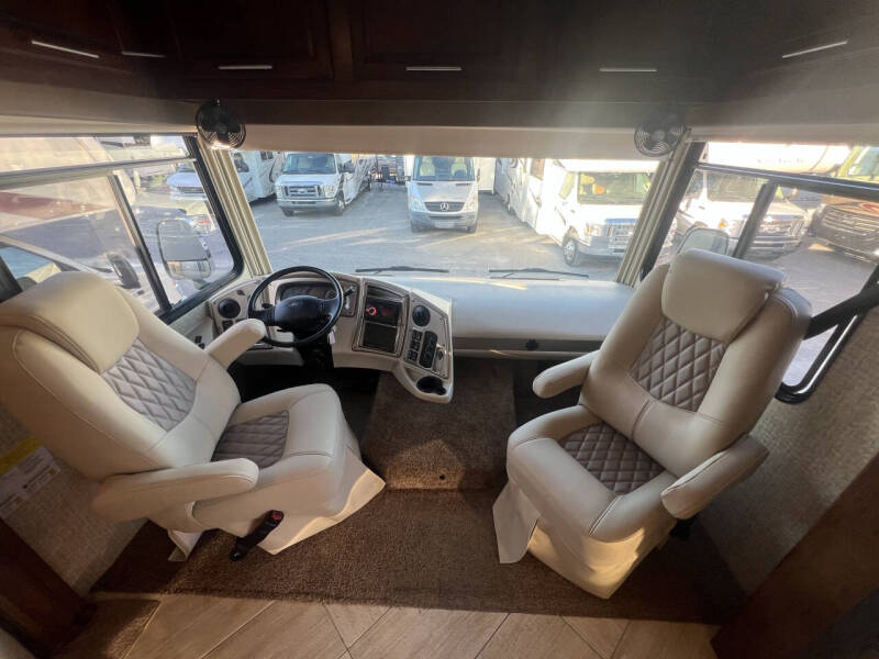 2016 Coachmen RV Encounter