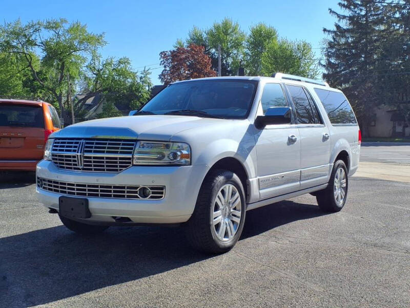 2013 Lincoln Navigator L