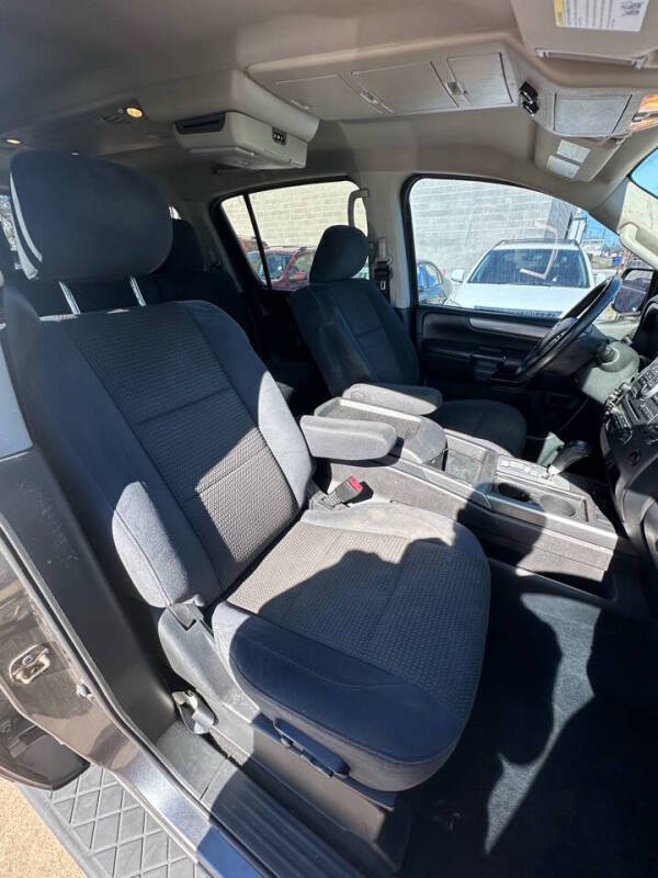 2013 Nissan Armada Platinum