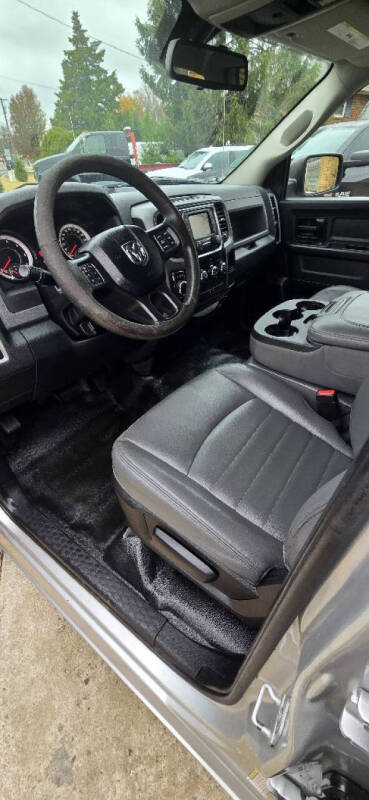 2016 RAM Ram 1500 Pickup Tradesman photo 12