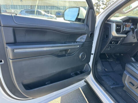 2023 Ford Expedition XLT