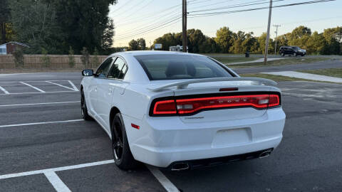 2012 Dodge Charger SE