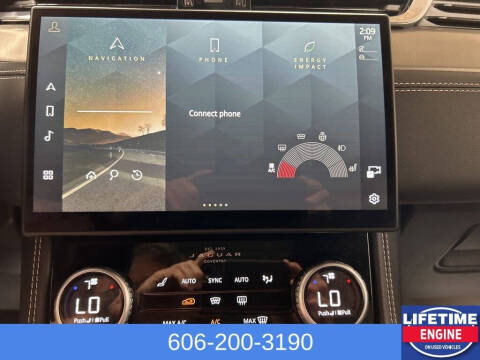 2024 Jaguar F-PACE P250 R-Dynamic S