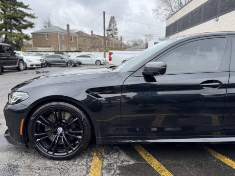 2023 BMW M5