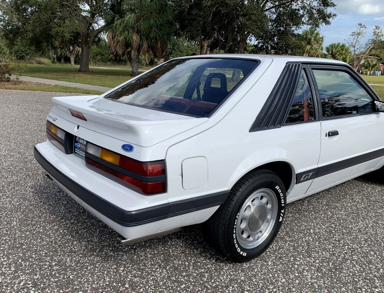 1986 Ford Mustang 31