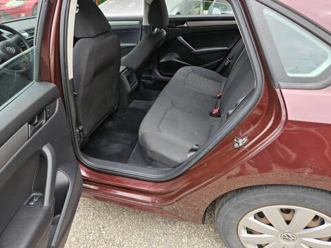 2013 Volkswagen Passat S PZEV