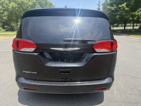 2017 Chrysler Pacifica Touring