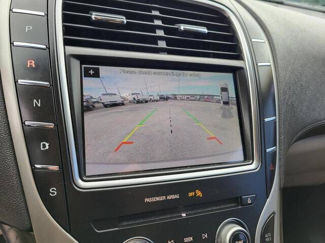 2019 Lincoln Nautilus Select