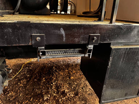 1999 Freightliner FL70