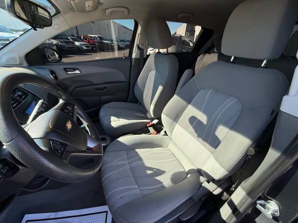 2015 Chevrolet Sonic LT Auto