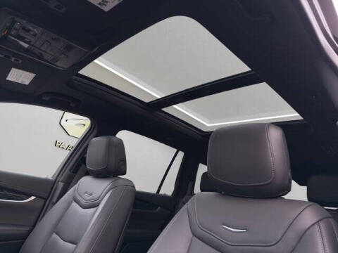 2022 Cadillac XT6 Premium Luxury