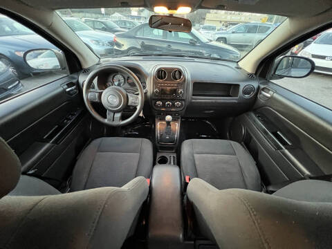 2012 Jeep Compass Sport