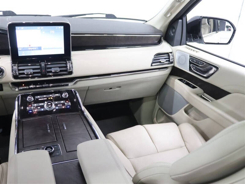 2021 Lincoln Navigator L Reserve