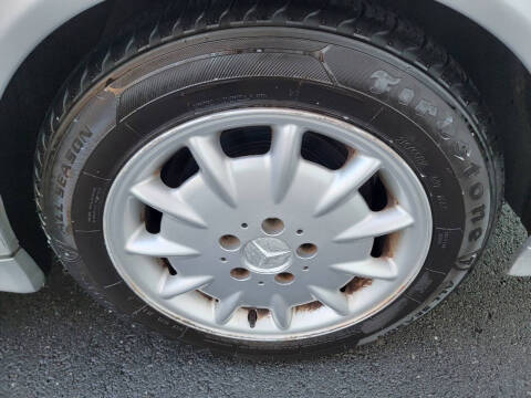 2001 Mercedes-Benz E-Class E 320 4MATIC