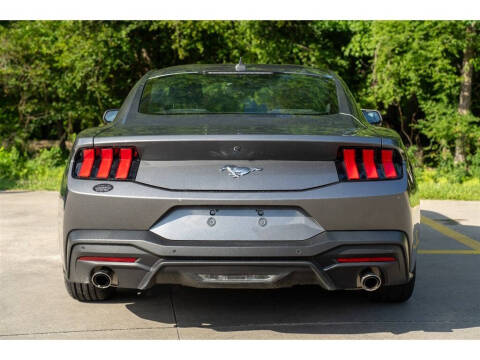 2024 Ford Mustang EcoBoost