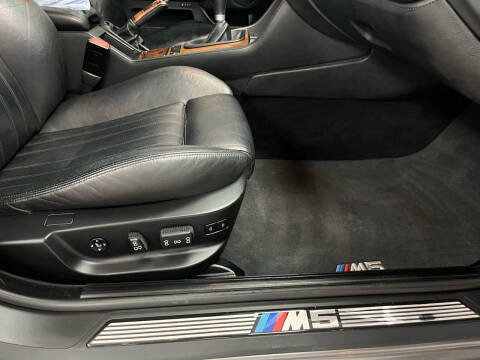 2003 BMW M5