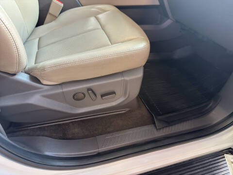 2021 Ford Expedition MAX XLT